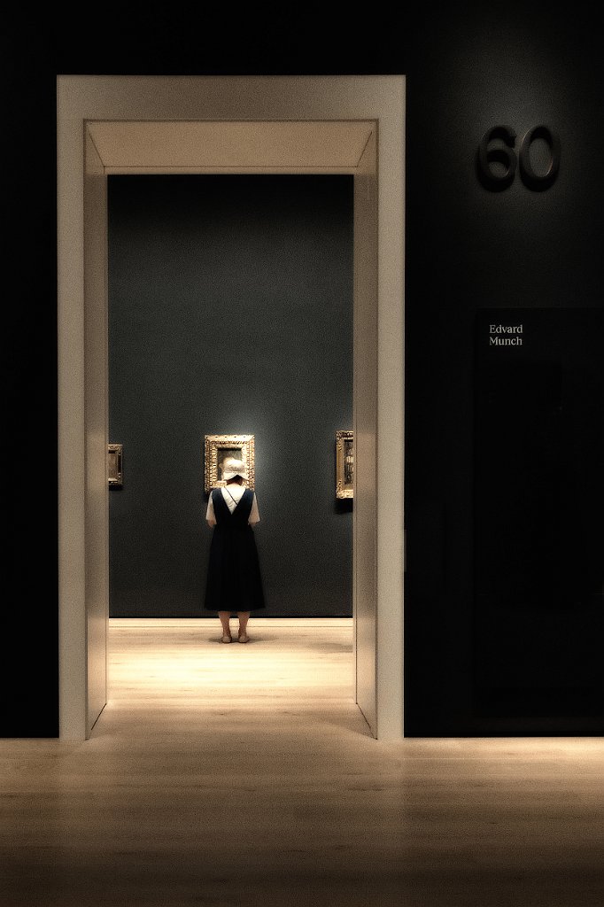 1°P - Massimo Alderighi - Munch e la ragazza giapponese.jpg
